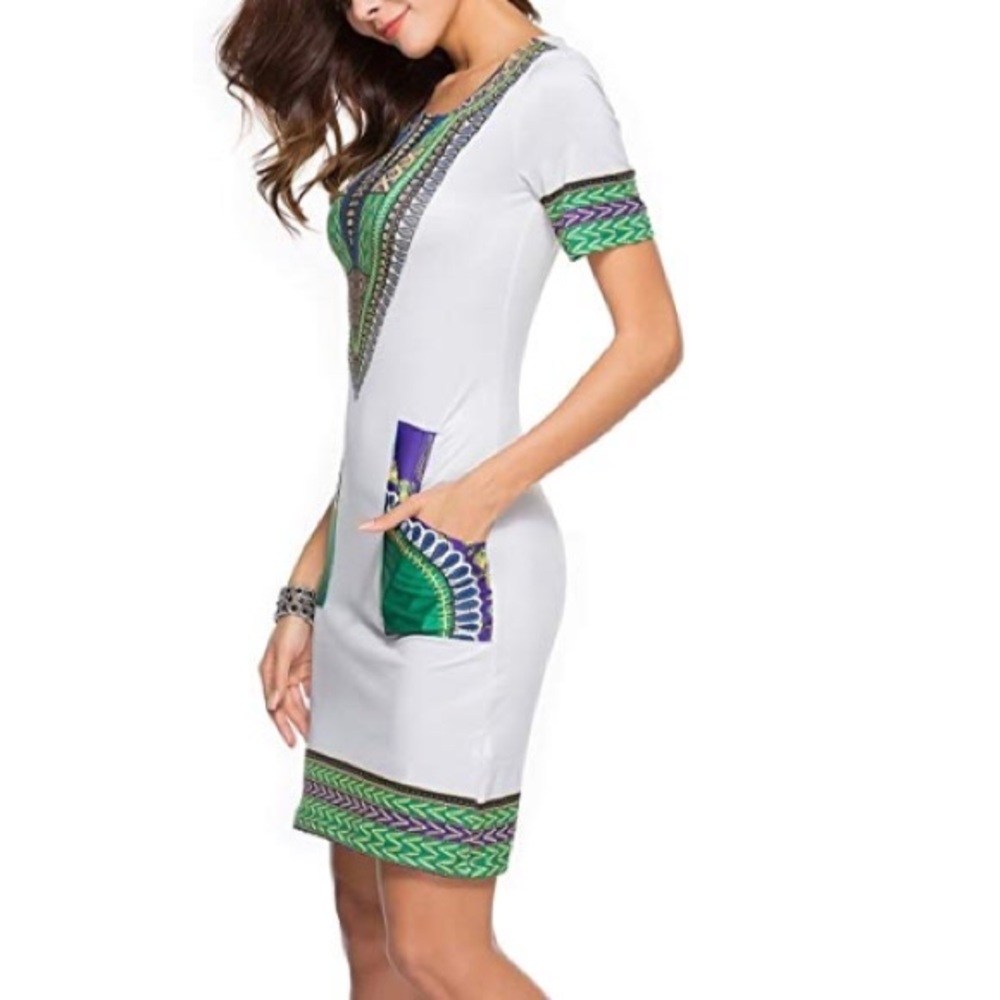 Bohemian V-Neck Tunic with Front Pockets - Picture 3 of 7